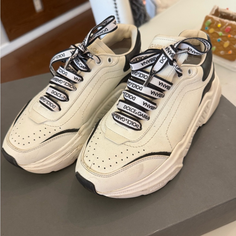 Dolce & Gabbana Cream and Black Sneakers